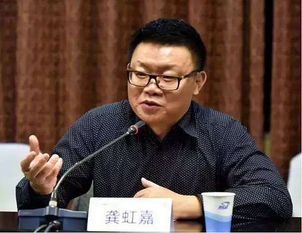 山西前首富被懸賞2100萬 曾留學澳洲 迎娶女星 10年敗光125億 澳洲新聞網