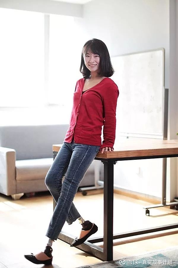 廖智穿上义肢我一样可爱