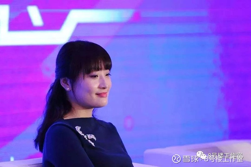 2017年,一档财经节目中,他介绍宗馥莉时说,"这是我女儿宗馥莉,她现在