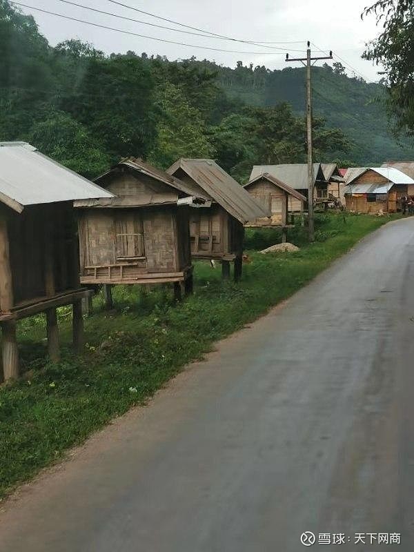 我在金三角开货车月入5万没空回家过年最怕老挝土匪山