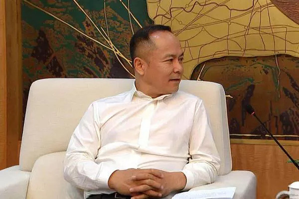 上海黄浦区国资委会让银泰老板沈国军拿下老牌百货新世界控制权