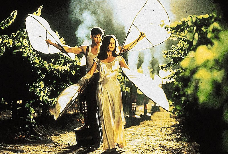 这部和布拉德皮特的《秋日传奇》一起,奠定了一.