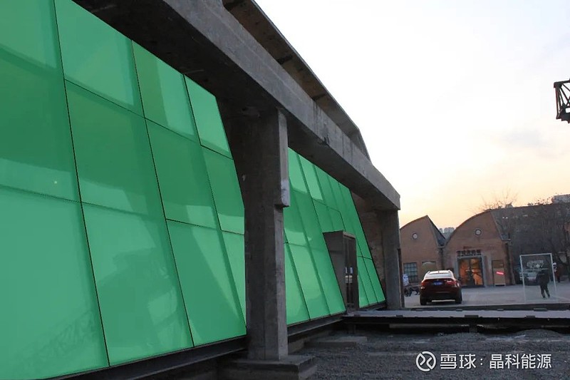 晶科能源丨一篇看懂BIPV与BAPV 7月4日， 晶科能源 光伏建筑一体化BIPV幕墙首次亮相山东国际太阳能展，因其缤纷的色彩瞬间惊艳全场 ...