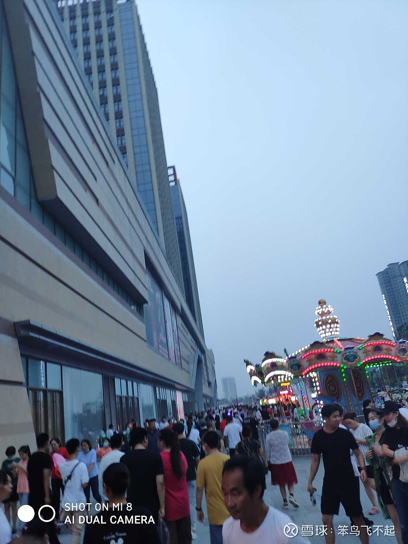 实地调研津南吾悦广场夜市