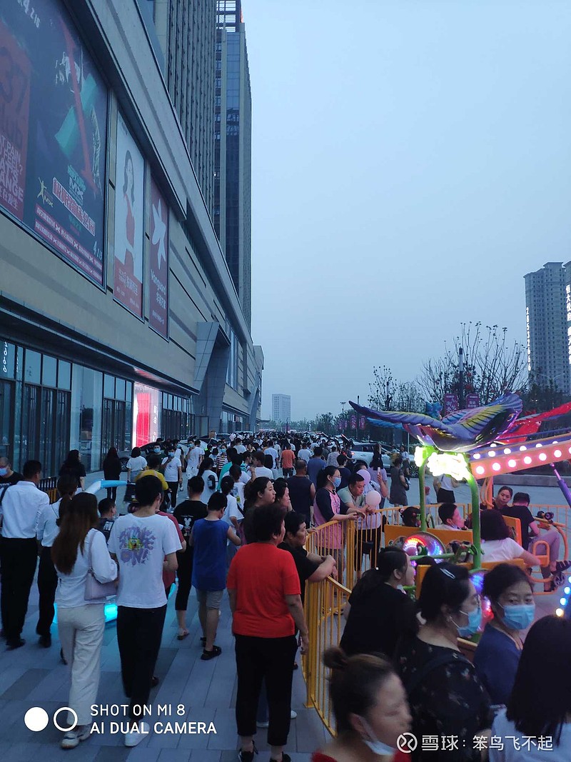 实地调研津南吾悦广场夜市