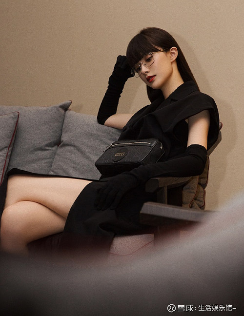 jojoqye身材太有料了黑色冷艳气质又帅气又有女人味