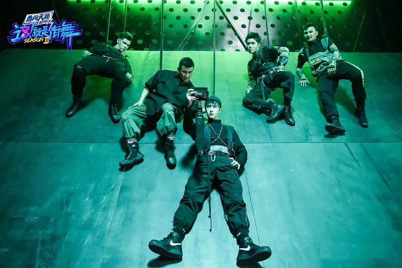 "热血动漫"配上"夏日限定cp",《明日之子4》可以爆