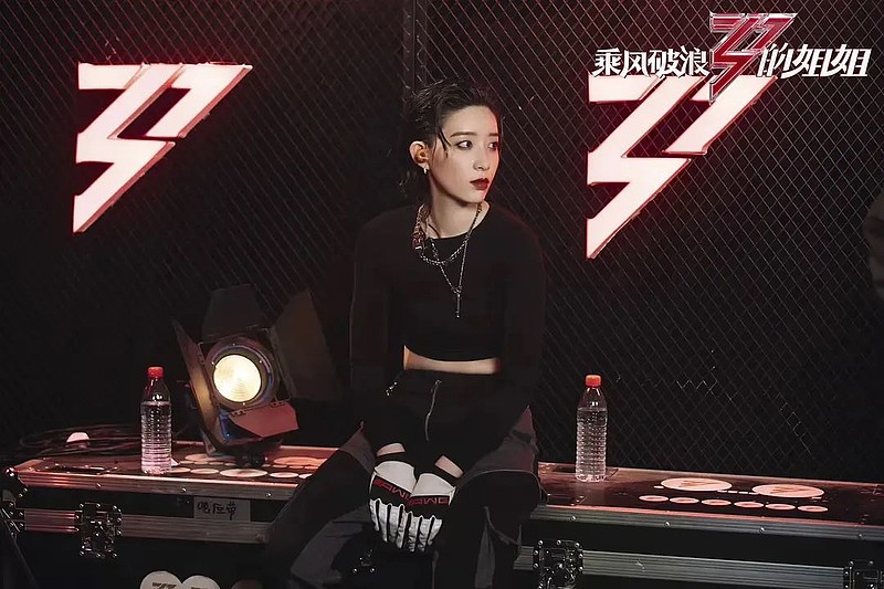 婆婆和妈妈》《奇妙小森林》《新生日记2》等综艺同样吸引了不少眼球