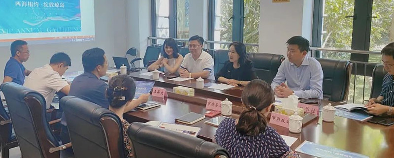 就进一步深化合作达成共识 8月27日,海口市政府副秘书长王品文及海口
