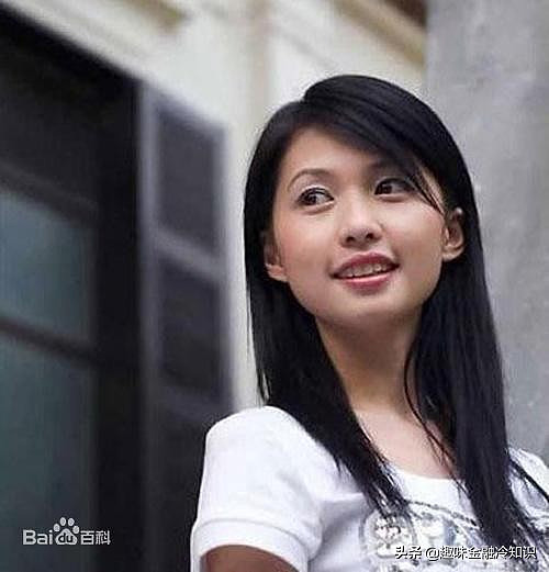 中国民间第一"白手女神"蒋菲——两年从失业一举赚到3500万