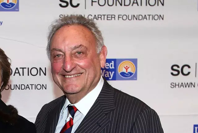 金融大亨人物传记花旗集团的桑迪威尔