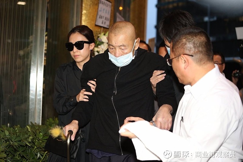 坐拥千亿却一毛不拔,为了逃税,他关闭公司套现500亿移民国外