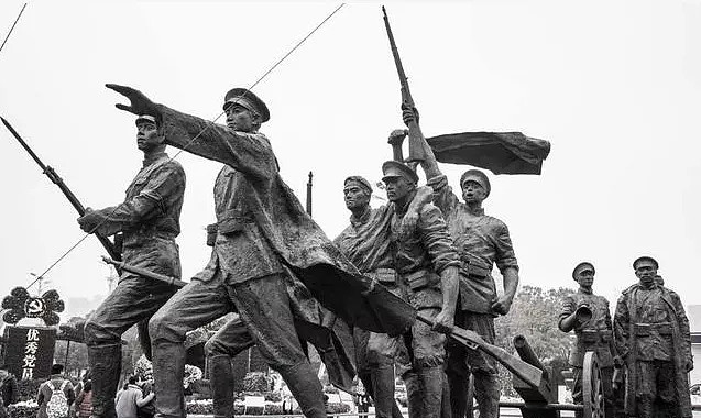 10辛亥革命109周年纪念日01风云动荡下的身影在20世纪初,帝国主义列强