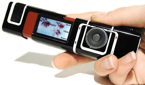 又是诺基亚,奇奇怪怪的手机里,总有诺基亚一席.