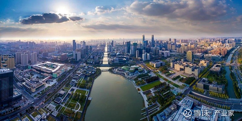 鄞州写给时代的答案:新一代“宁波帮”在靠什么? 宁波之策,既在传承甬商精神,也以政务助力营商环境,更在于广纳人才、构筑生态、打通产业链,赋能 ...