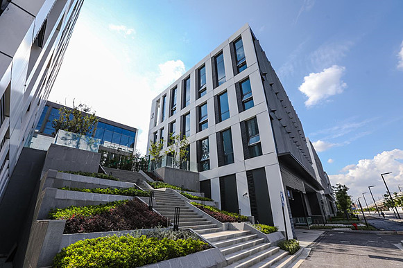 花园式办公,为企业塑造自由,创新的形象,实现了5o独栋办公的重要标准