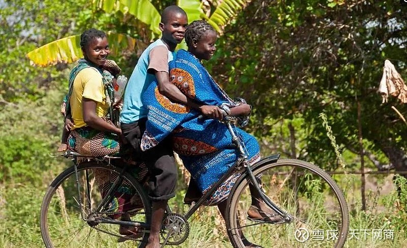 早在国内淘汰的28自行车如今是非洲富二代的身份象征