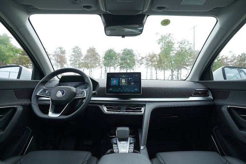 我们找来q3一起比 文/阿斯拉达点击观看视频如今大家好像都在说,现在