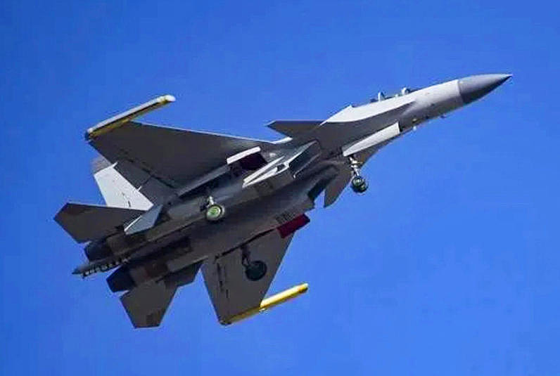 宙斯盾克星来了歼15d电战鲨再度亮相已身披海军现役涂装