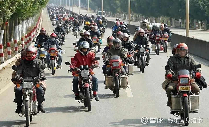 春運的一道靚麗的風景線返鄉摩托車大軍