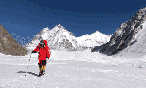 致敬人类首次冬季登顶乔戈里峰k2