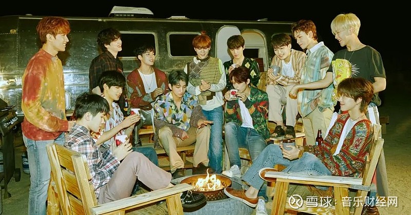 1月24日消息,韩国人气男团seventeen于23日举办线上演唱会"in