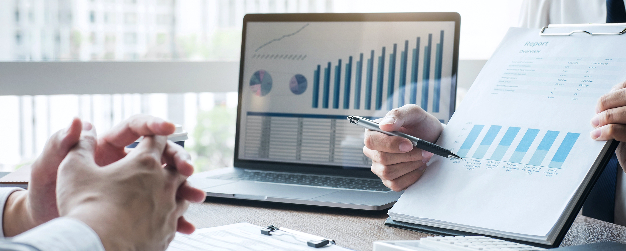 年赚63亿美元，秒杀华尔街巨头，这家神秘对冲基金什么来头？  江山代有才人出，总有英雄在后头。来自业内的信息，美国一家名不见经传的对冲基金2020年上半年的利润就高达63亿美元。相比...