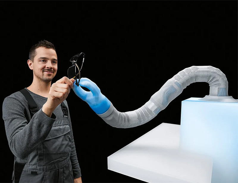 软体机器人进化论:温柔又害怕! 30多年前,剪刀手爱德华那句"如果我没