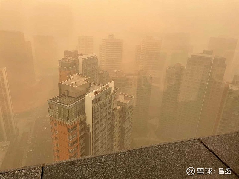 北京今天沙尘暴很厉害，10年没