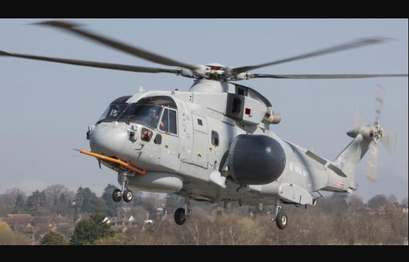 【神州军工】辽宁舰直-18预警机曝光,强悍指挥战力,超越法国航母