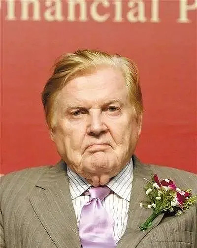 2021年4月5日,一代经济学大师罗伯特·蒙代尔教授在意大利的家中去世