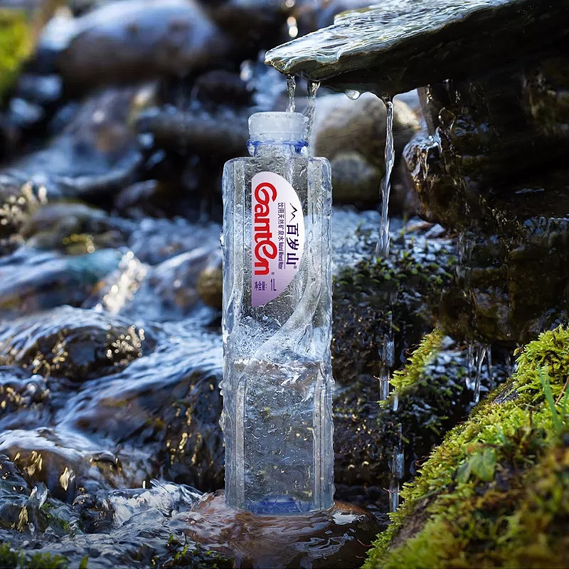 百岁山天猫旗舰店推新的背后,我们发现农夫山泉正在加大对"水源地"