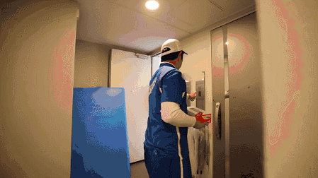 靠搬家暴赚100亿最变态的搬运工凭什么让人排队送钱