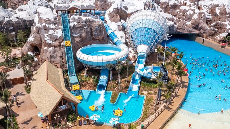 比曹县更火海花岛童世界水上王国试运营首日人气爆棚