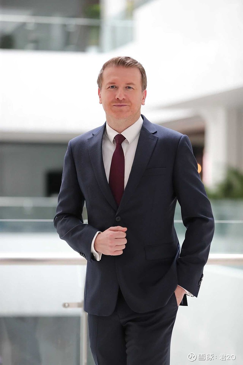 很帅的ceo,6月1日正式上任.广东的兄台,快赶不上二路汽车了 - 雪球