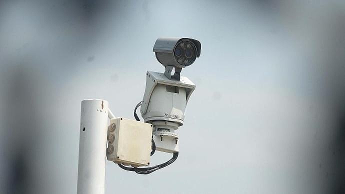 近年来,不法分子利用黑客技术破解并控制家用及公共场所摄像头,将智能