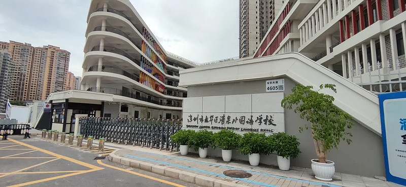 实探龙华地铁盘拖延10年已是现楼盛璟润府真吹风来了