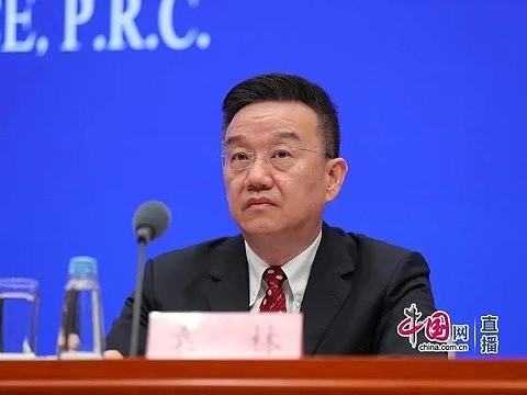 国家药品监督管理局药品监督管理司司长袁林2021年7月8日