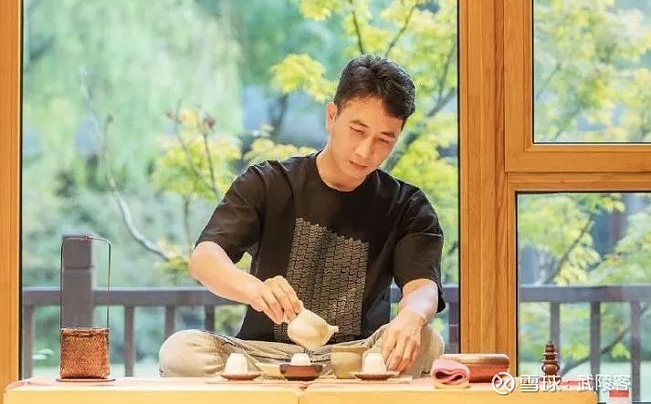 林生斌遭流量反噬并不无辜 8日那天,林生斌连发了5