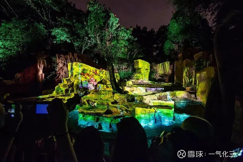 演艺三大趋势 夜游,最早的时候无疑就是灯光秀,后来是沉浸式灯光秀,但