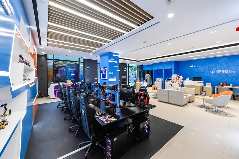 电竞大咖又种草了就连赵俊日瞳夕两位英雄联盟官方解说也前去打卡不过