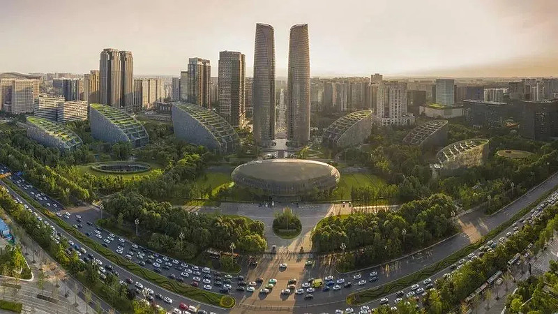 日前,阿里拍卖平台显示,成都高新区天府大道北段966号"天府国际金融