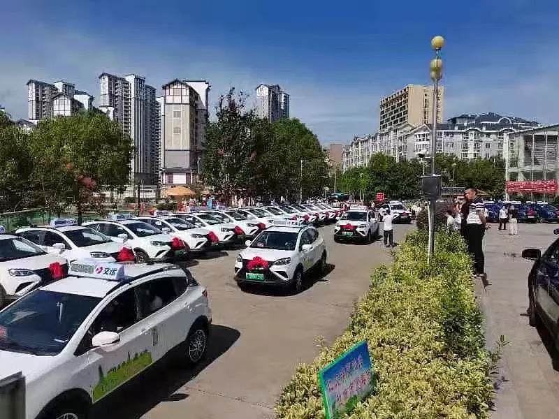 宁化50辆云度新能源汽车微公交投入运营啦