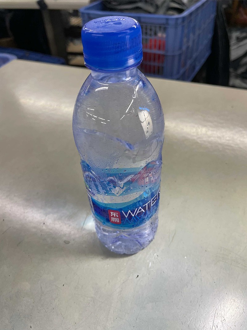 $东鹏饮料(sh605499)$ 喝东鹏水做东鹏人为东鹏加油呐喊助威,买东鹏