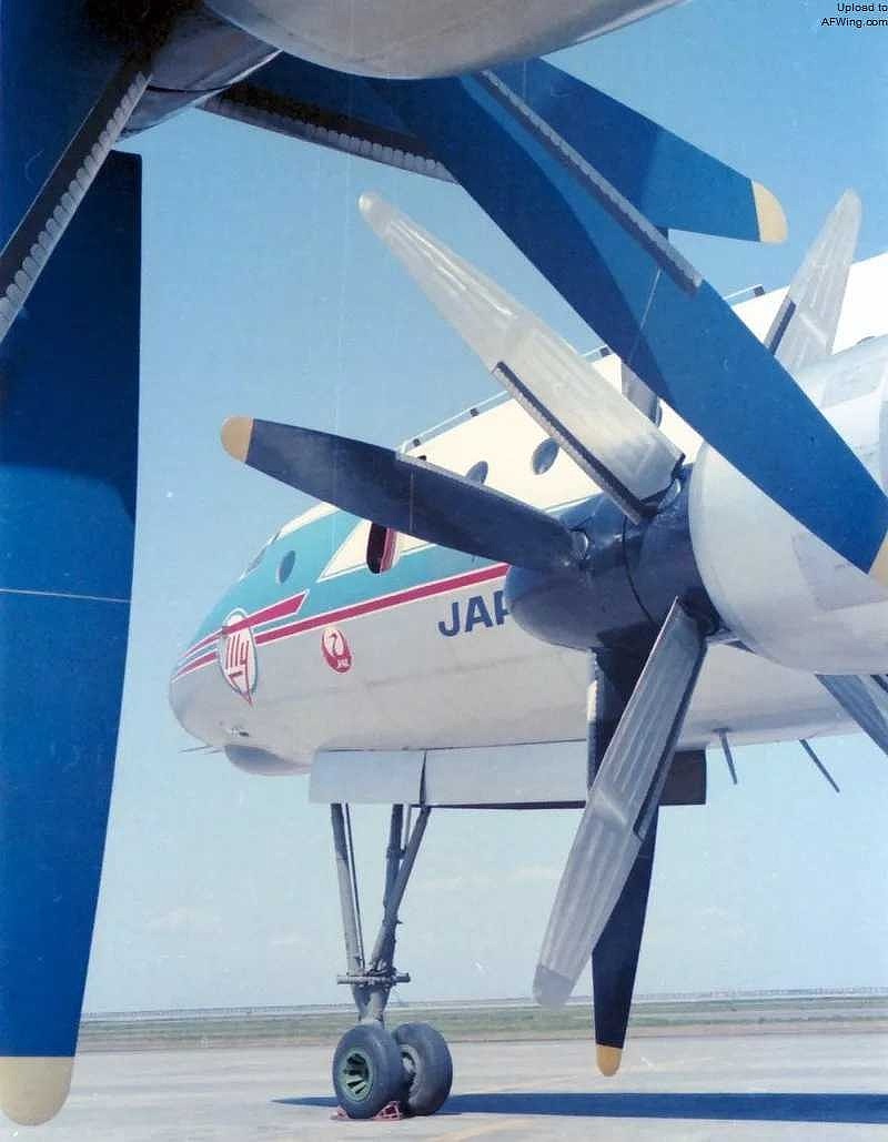 圖114客機源自戰略轟炸機的圖波列夫渦槳巨獸