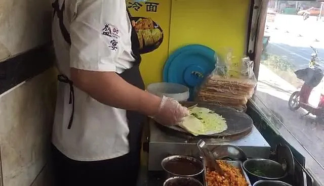 開一家煎餅果子店能掙多少錢