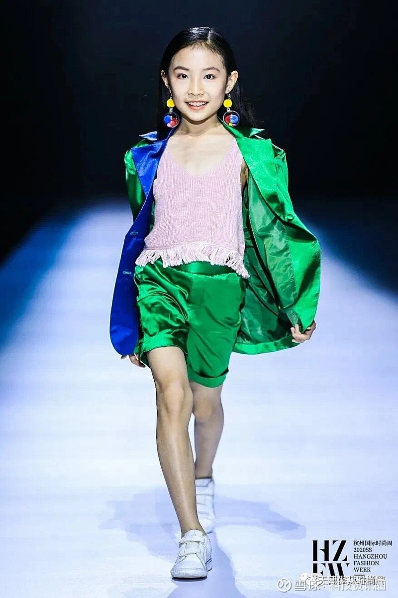 2021天津少儿时尚周童星盛典全国人气亚军-张芯诺