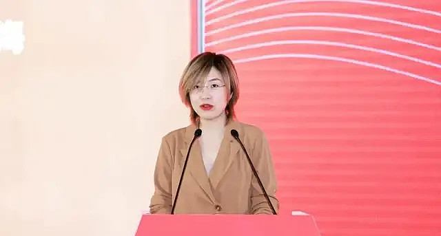 会上,京东零售集团宠物业务总经理刘露公布了 2021 年京东宠物三大