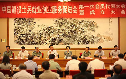 在接受中国社会企业与影响力投资论坛的采访时,中军凯旋董事长满国金