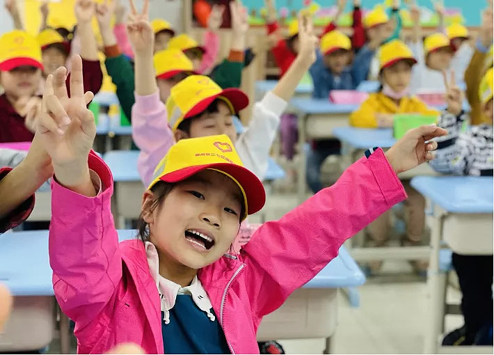 快手援助河南灾后重建进行时,聚焦困境群体、援豫救援队-科记汇